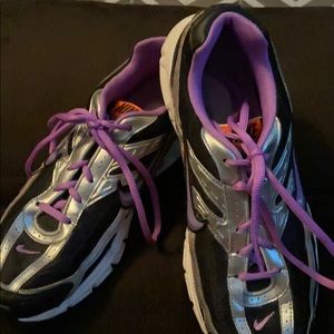 Nike Initiator running shoes